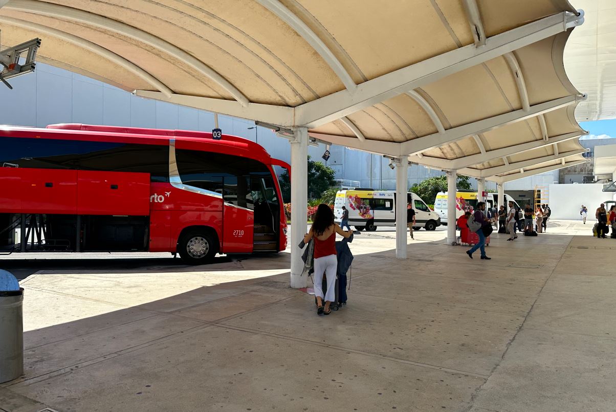 Electric Minibus Will Make Getting To The Maya Train From Cancun