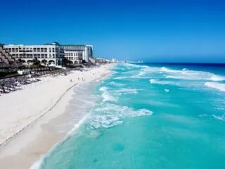 Cancun Resorts Offering Free 14 Day Stays If Guests Test Positive
