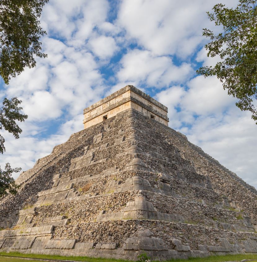 Mayan-Ruins-in-Mexican-Caribbean