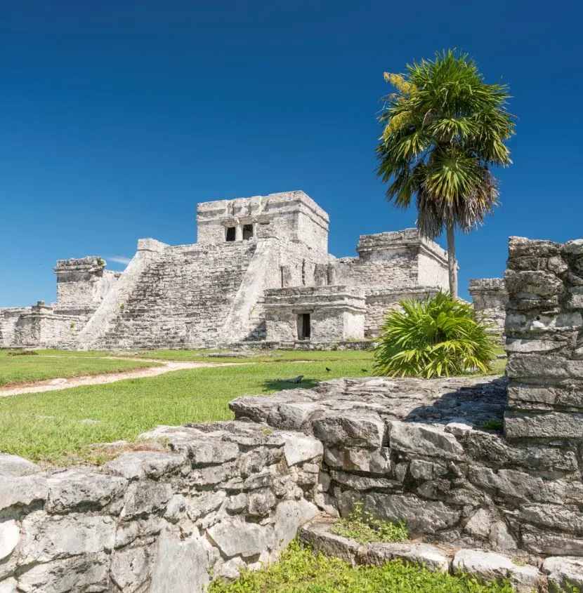 Tulum-Ruins-1