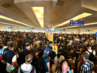 Cancun-Airport-Reports-Busy-Weekend-Despite-New-Restrictions
