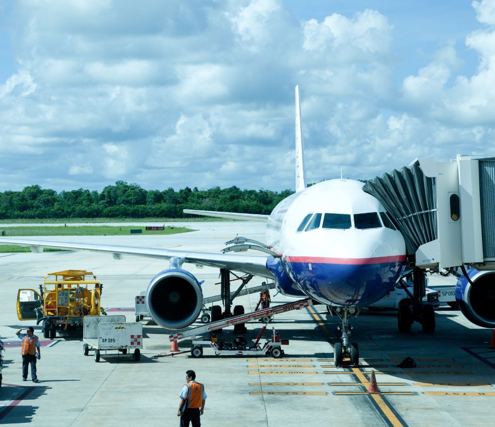 Plane Arrival Cancun Airport