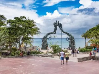 Playa del Carmen Renovates Fifth Avenue for Tourists