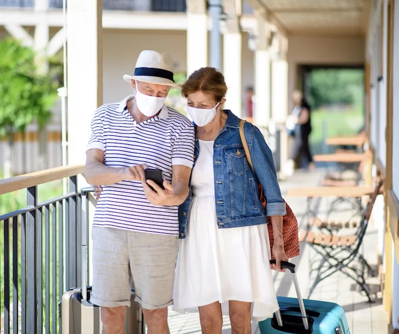 tourists masks