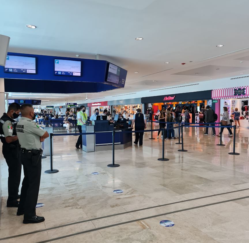 Cancun airport security at gate 