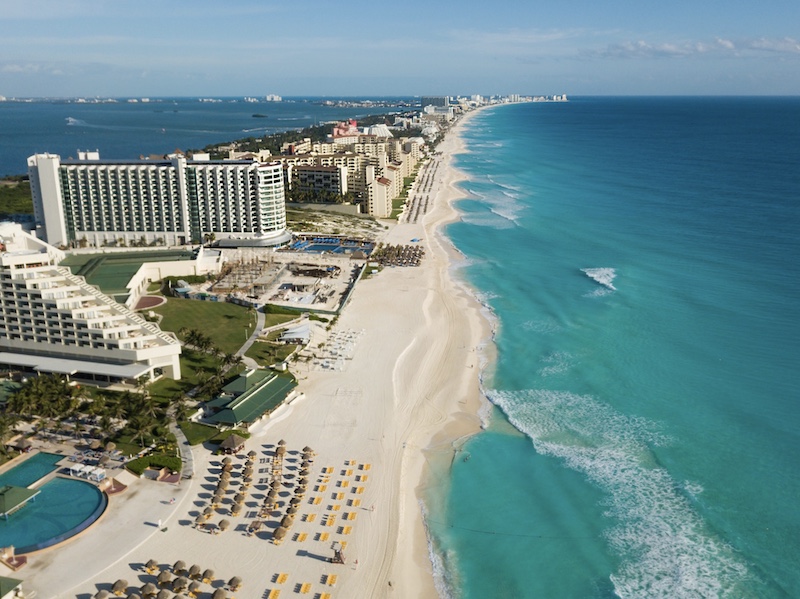 Cancun-hotels-beach-aerial-view