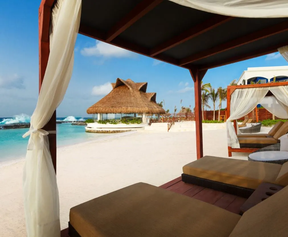 6 Epic Resorts In Cancun With A Swim-up Bar - Cancun Sun