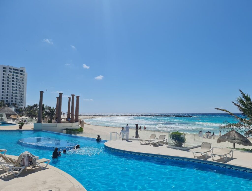 krystal resort cancun view 