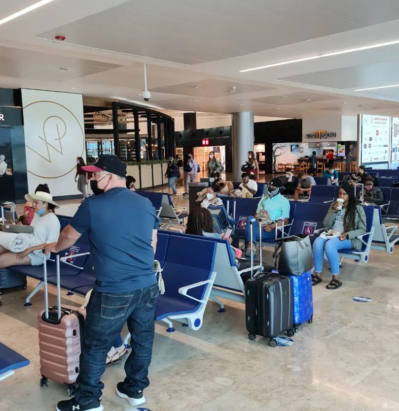 Passengers At Cancun Airport 