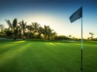 Take a swing at one of the Caribbean's top rated golf courses. The mix of perfectly manicured greens, fresh Caribbean air, a couple margaritas and perhaps even a few mulligans is a recipe for a fun filled day under the Mexican sun! Here are 6 courses with breathtaking views and a tee time waiting for you.