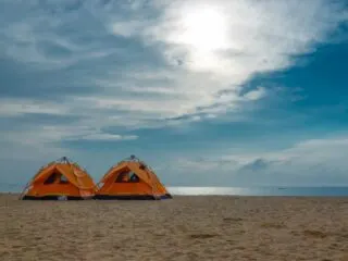 The Riviera Maya is known for its luxury all-inclusive resorts, 5-star spa experiences and the picture perfect beaches. However for some people, a little extra adventure is what vacation is all about. Here are 6 Camping and Glamping experiences in the Riviera Maya for those seeking a little more adventurous accommodations.