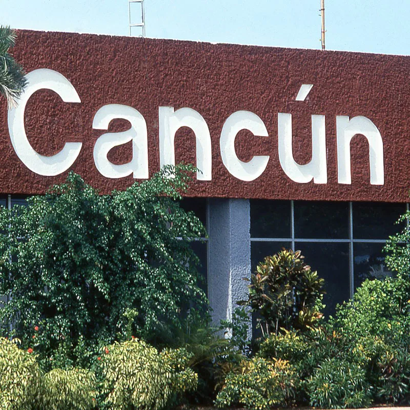 cancun airport sign