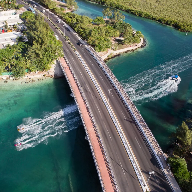 bridge in cancun