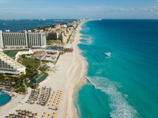 Hilton Celebrates Opening Of New Hotel in Cancun