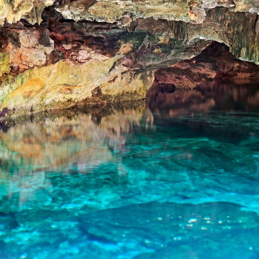 cenote in Puerto Aventuras 