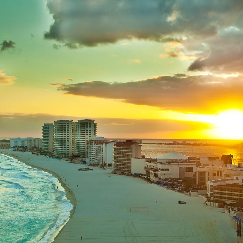 sunset cancun