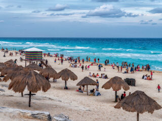 Orange COVID Level Doesn’t Deter Tourists From Cancun