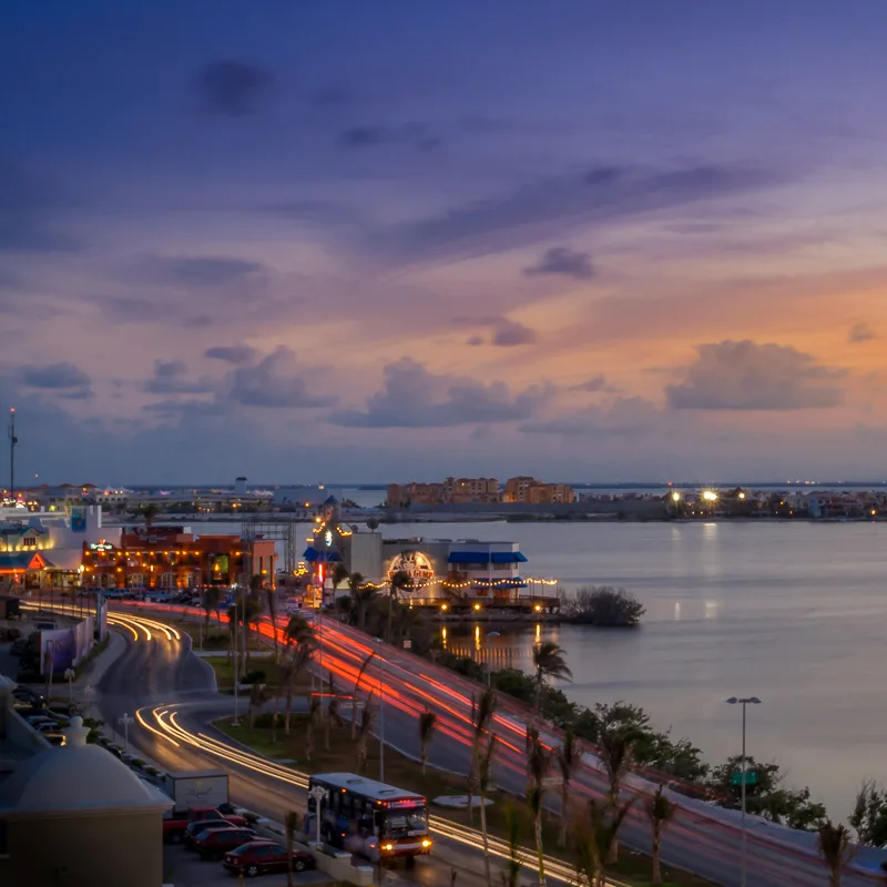 cancun skyline