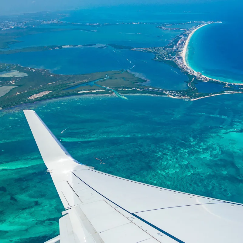 plane wing cancun