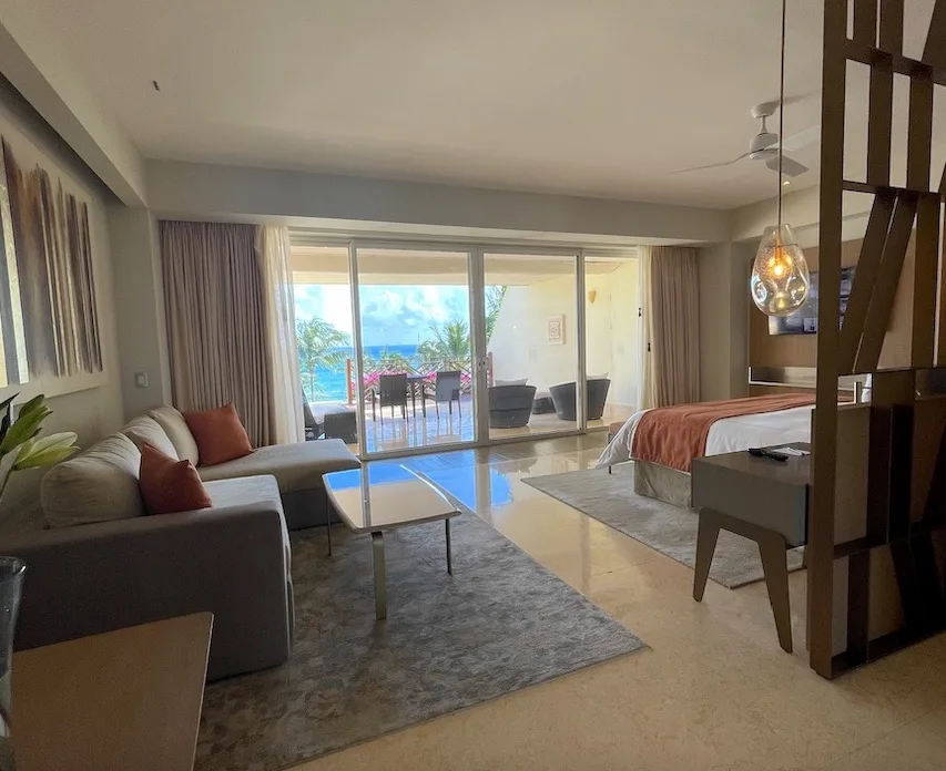 Grand Class Suite Velas Riviera Maya