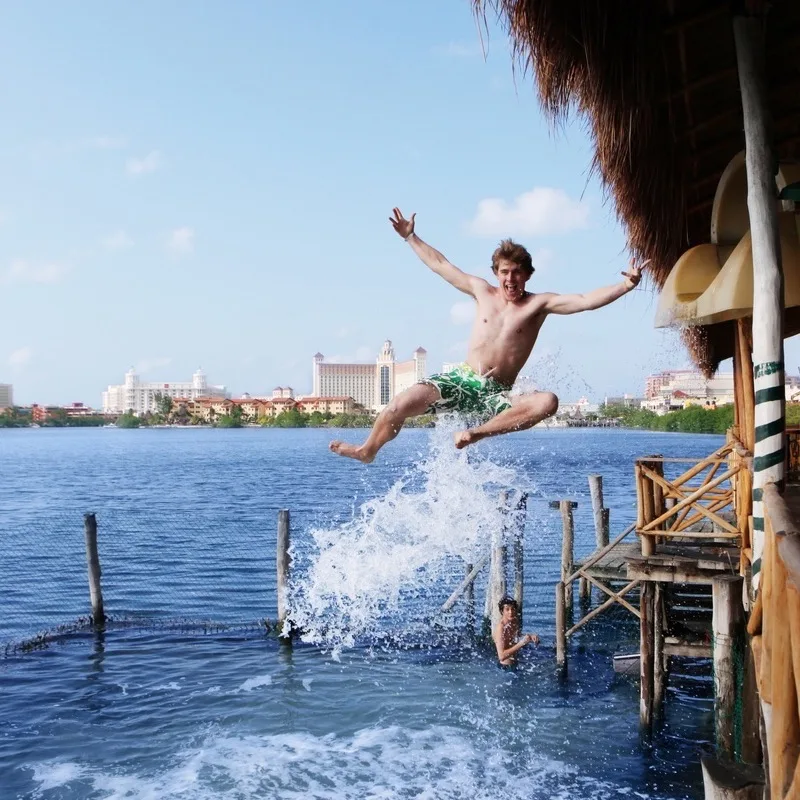 Rowdy Tourist Cancun