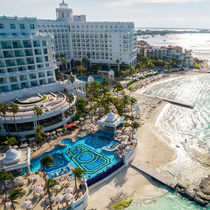All inclusive Cancun hotel resort