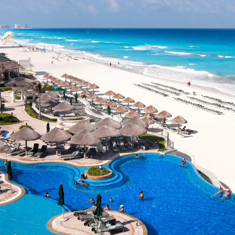 A cancun beachfront hotel area
