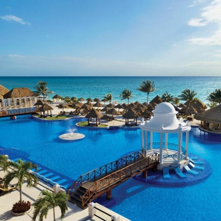 Top 5 Beachfront Resorts in Puerto Morelos - Cancun Sun