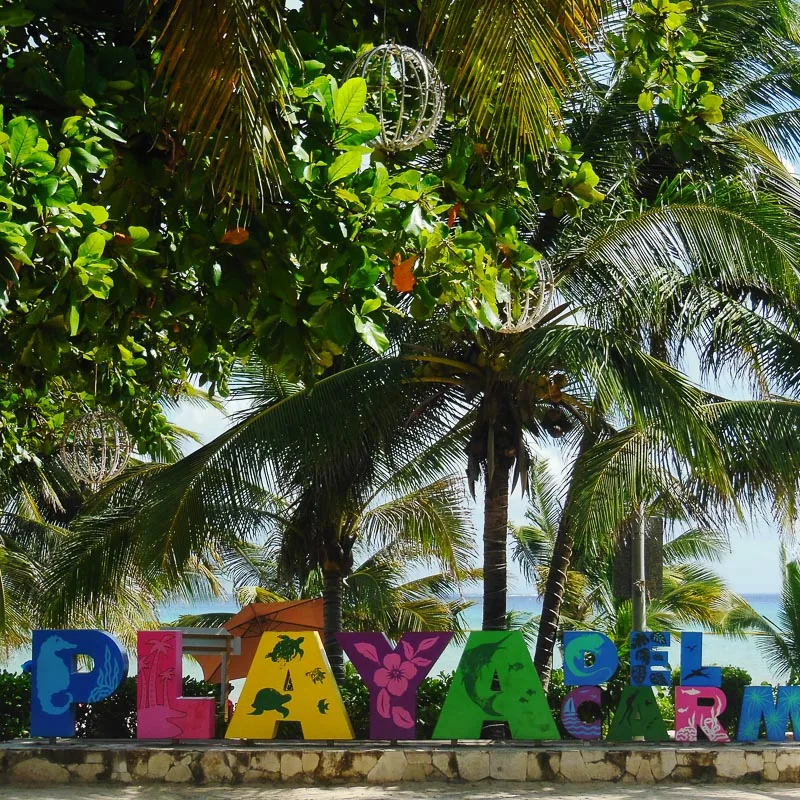 playa del carmen sign