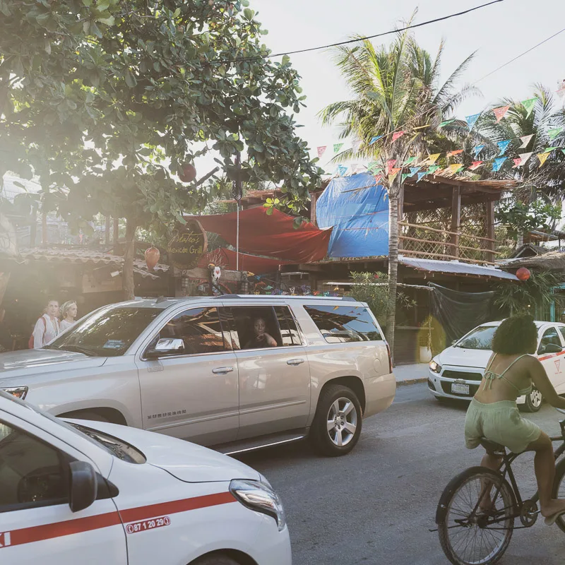 busy street tulum