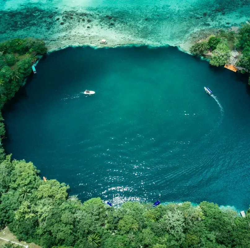 Bacalar Cenote Area