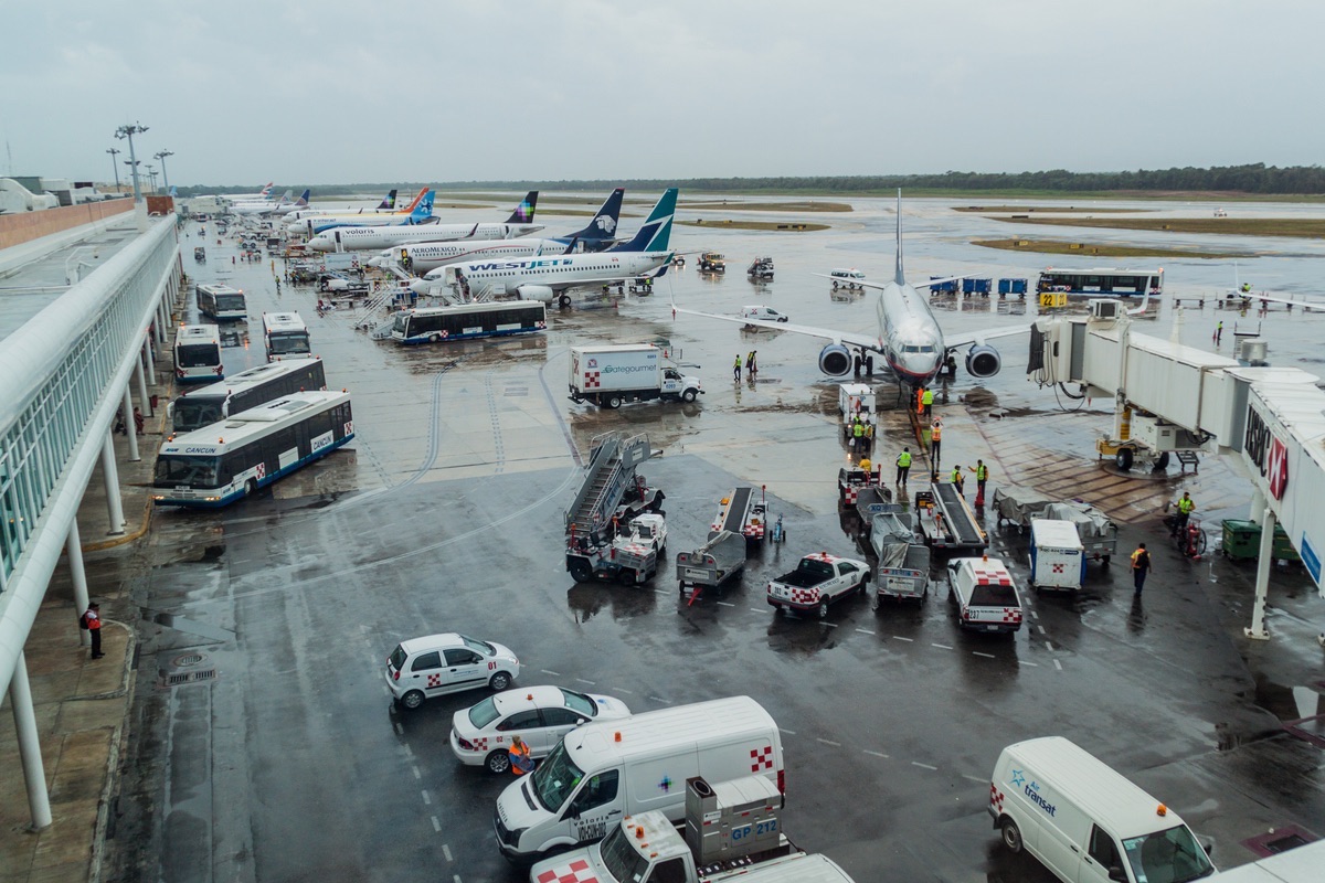 Tourist Causes Panic At Cancun Airport After Thinking They Heard Gun 