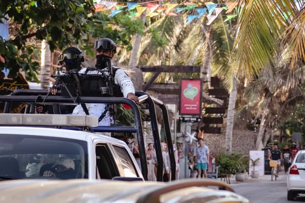 Mexican National Guard responding to a shooting in Tulum, Mexico