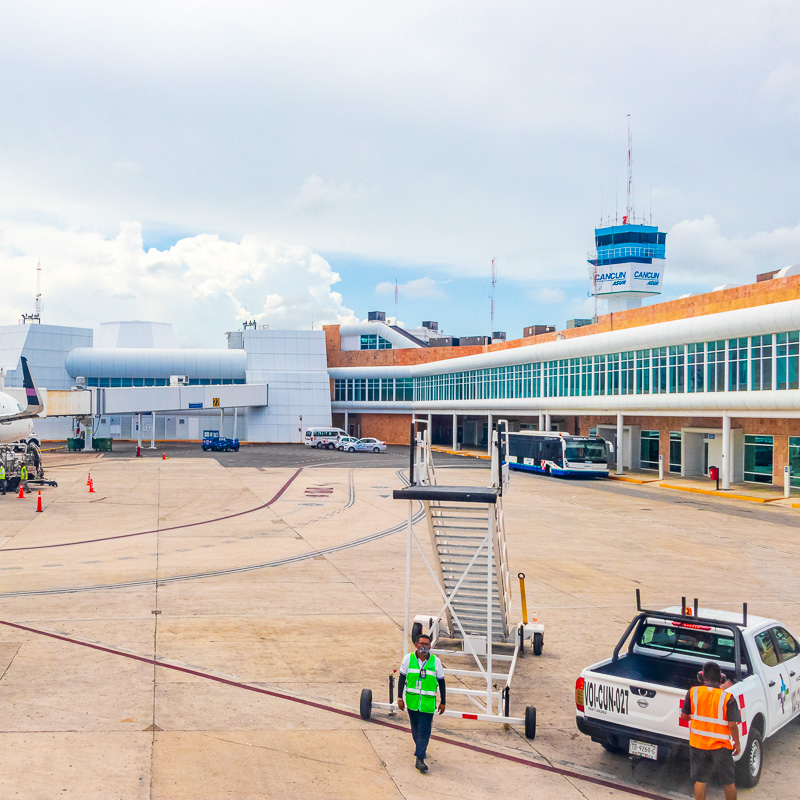 cancun airport again