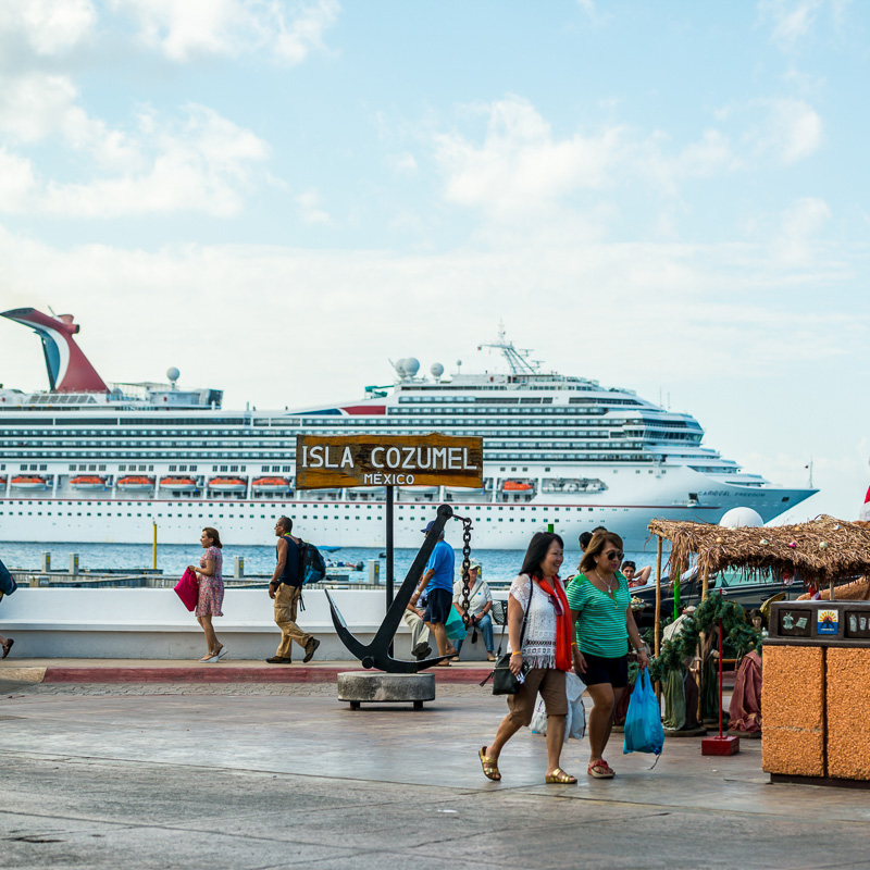 cruise ship in cozumel