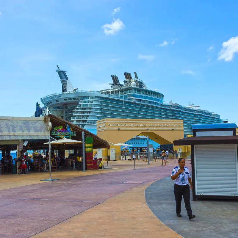 Burjuman mall - CRUISE CROCODILE: cruise dock, cruise port