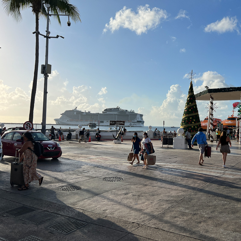 cruise ship and cancun