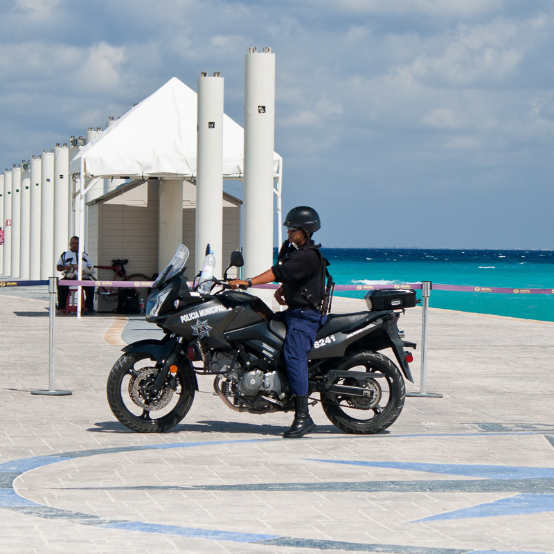 police playa del carmen