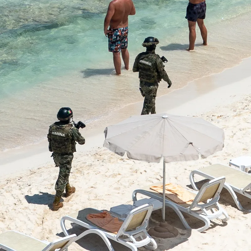 Military Soldiers Will Continue Patrolling The Cancun Hotel Zone ...