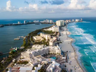 The Best cancun hotels by area