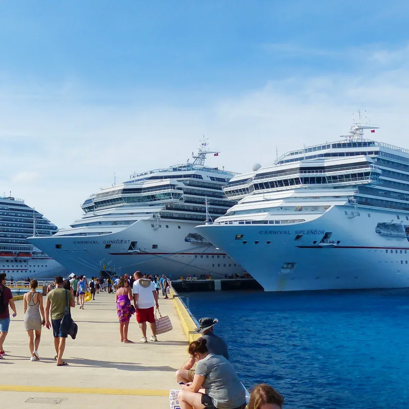 cruise ships in cozumel