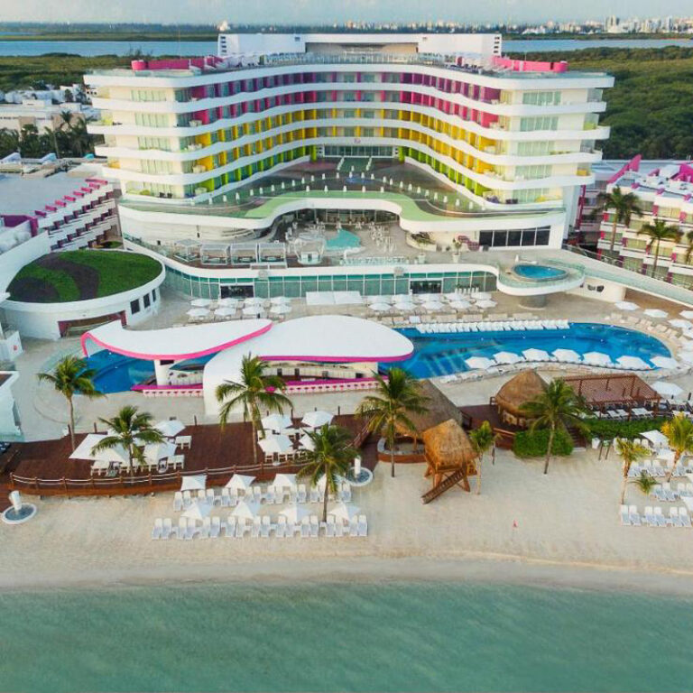 most romantic hotels in cancun