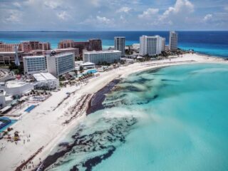 7 Cancun Beaches Showing Low Seaweed Levels As Summer Begins