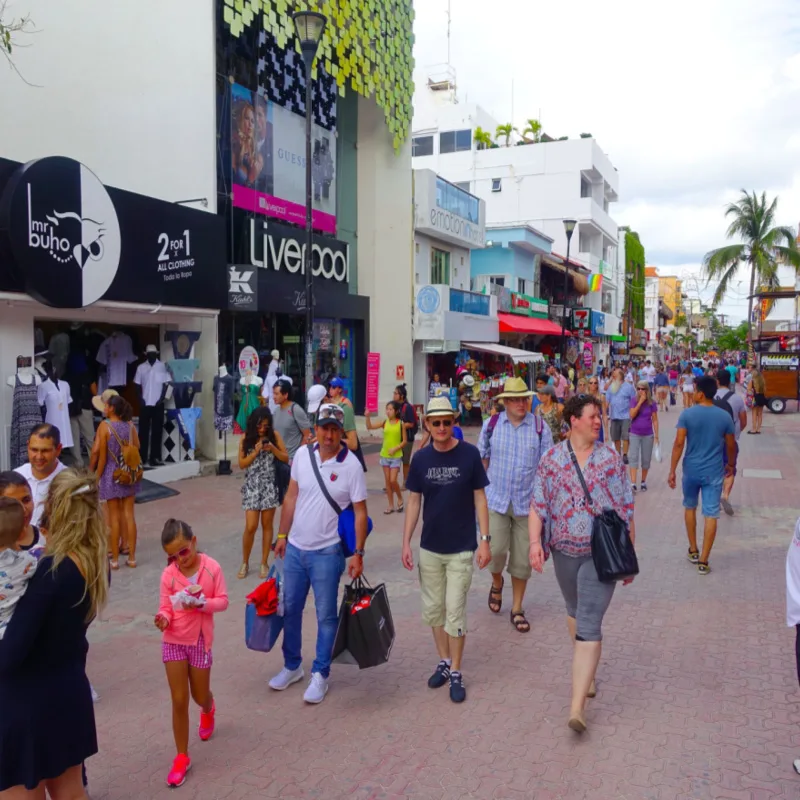 Busy street Playa del Carmen