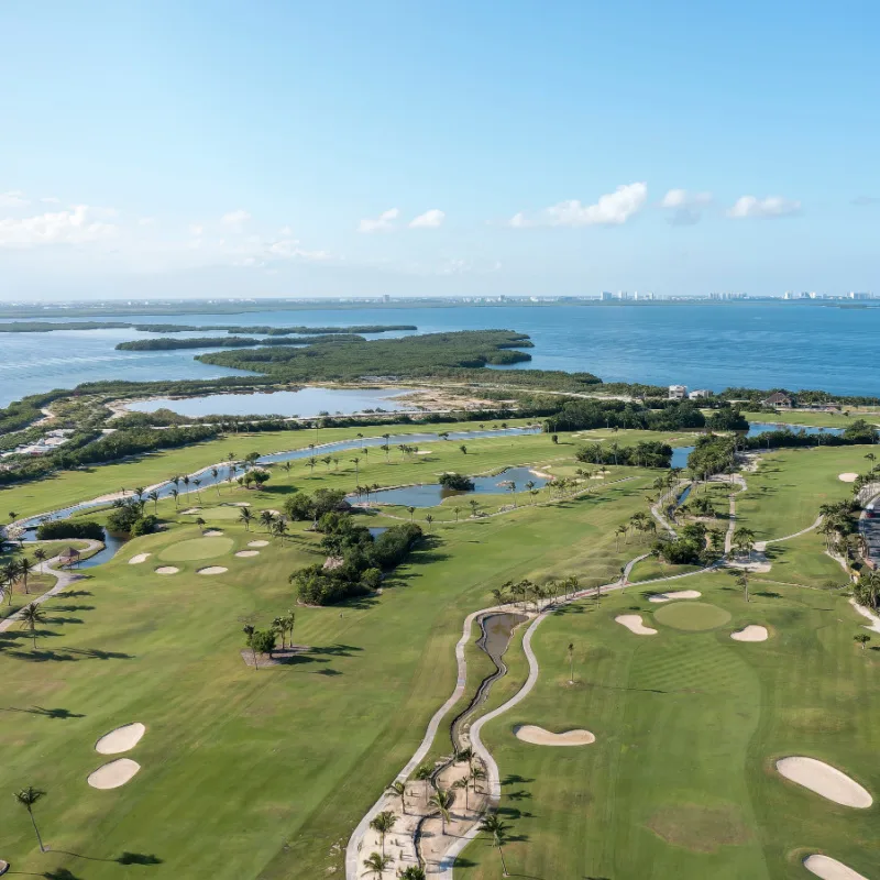 Golf-Course-Cancun