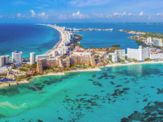 Two Top-Rated Cancun Resorts Offering Family Packages This Summer