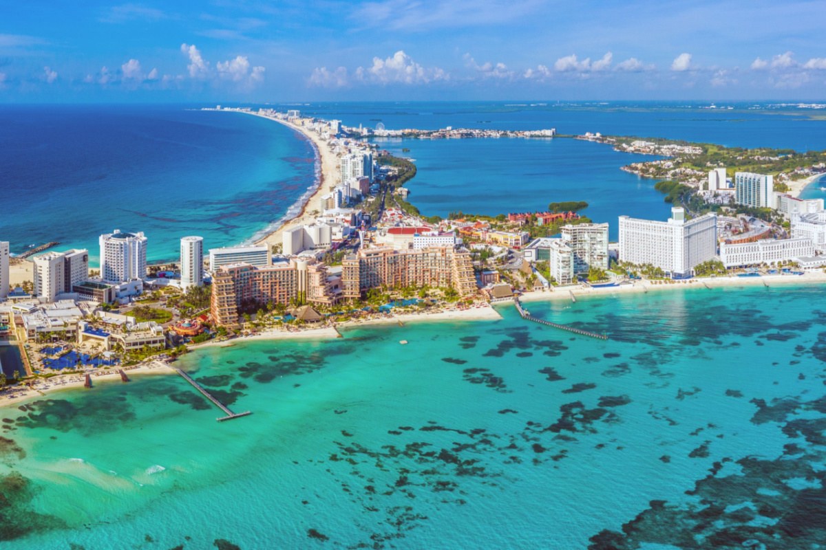 trips to cancun for two