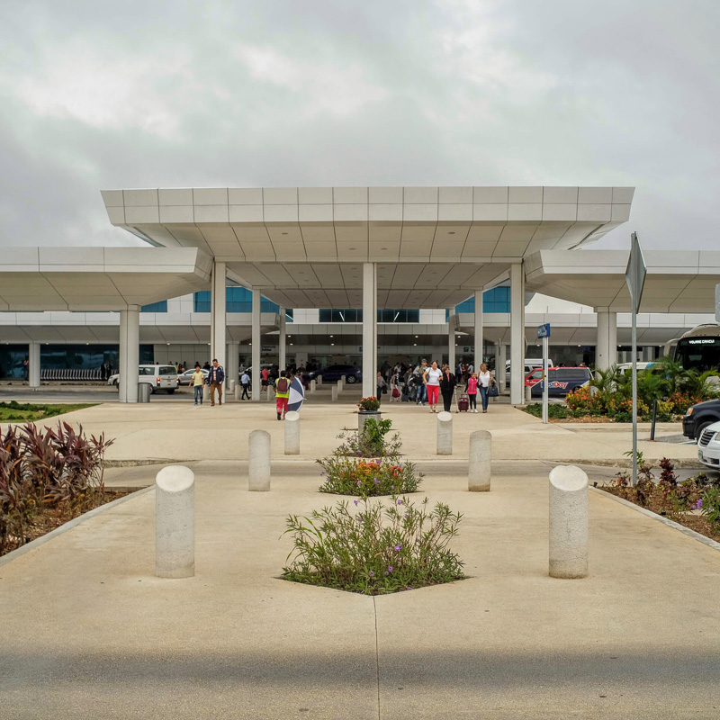 cancun airport entrance