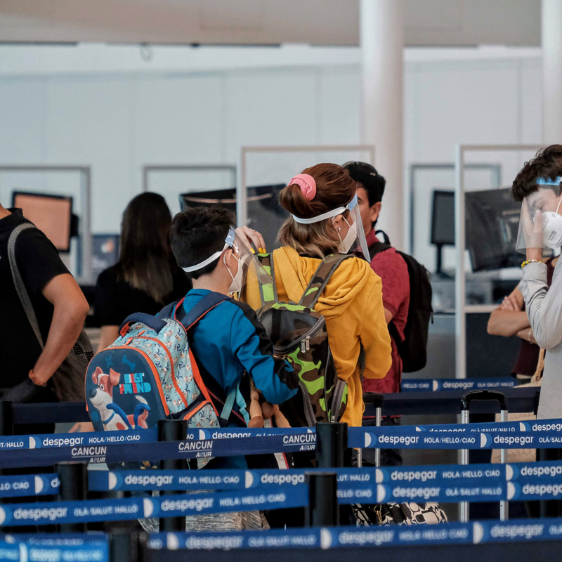masks in cancun airport