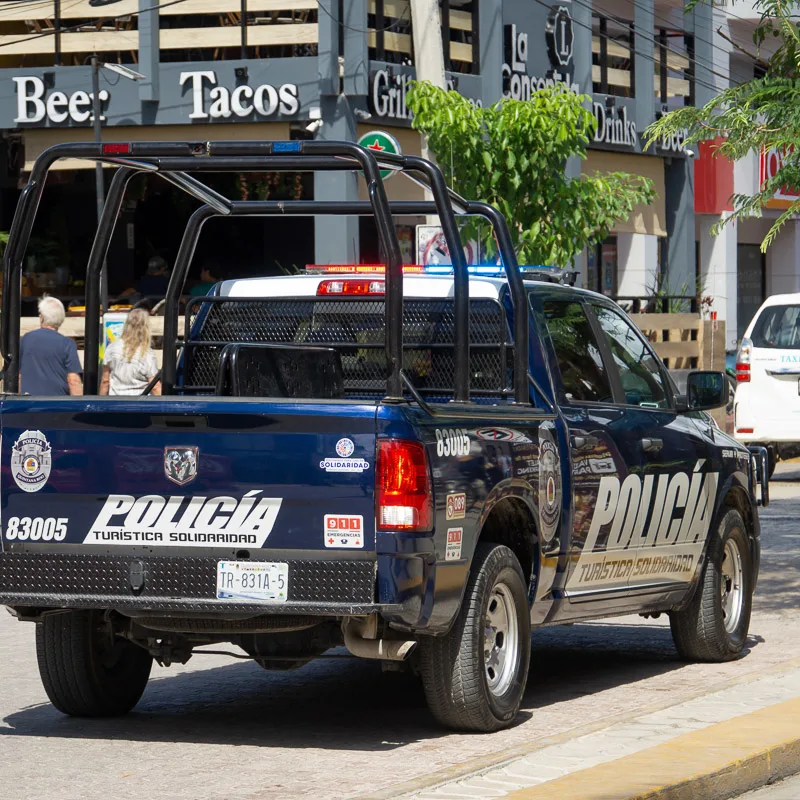 police car in playa del carmen